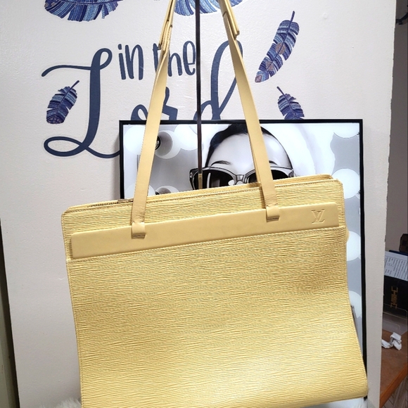 Handbags - Louis Vuitton epi croisset